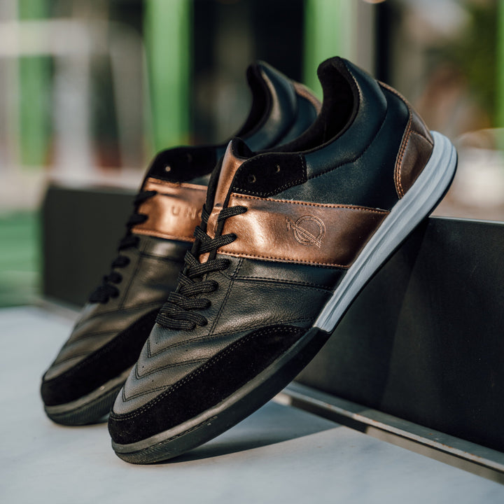 Dentro Black Futsal Sneaker
