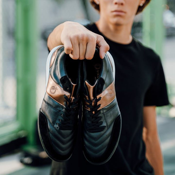 Dentro Black Futsal Sneaker