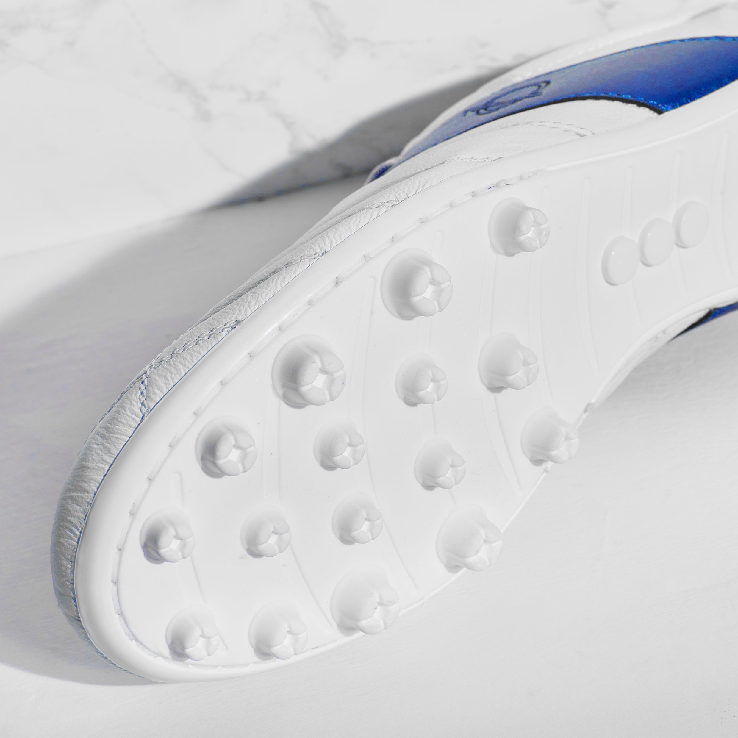 UNOZERO AG White Modelo 1.0