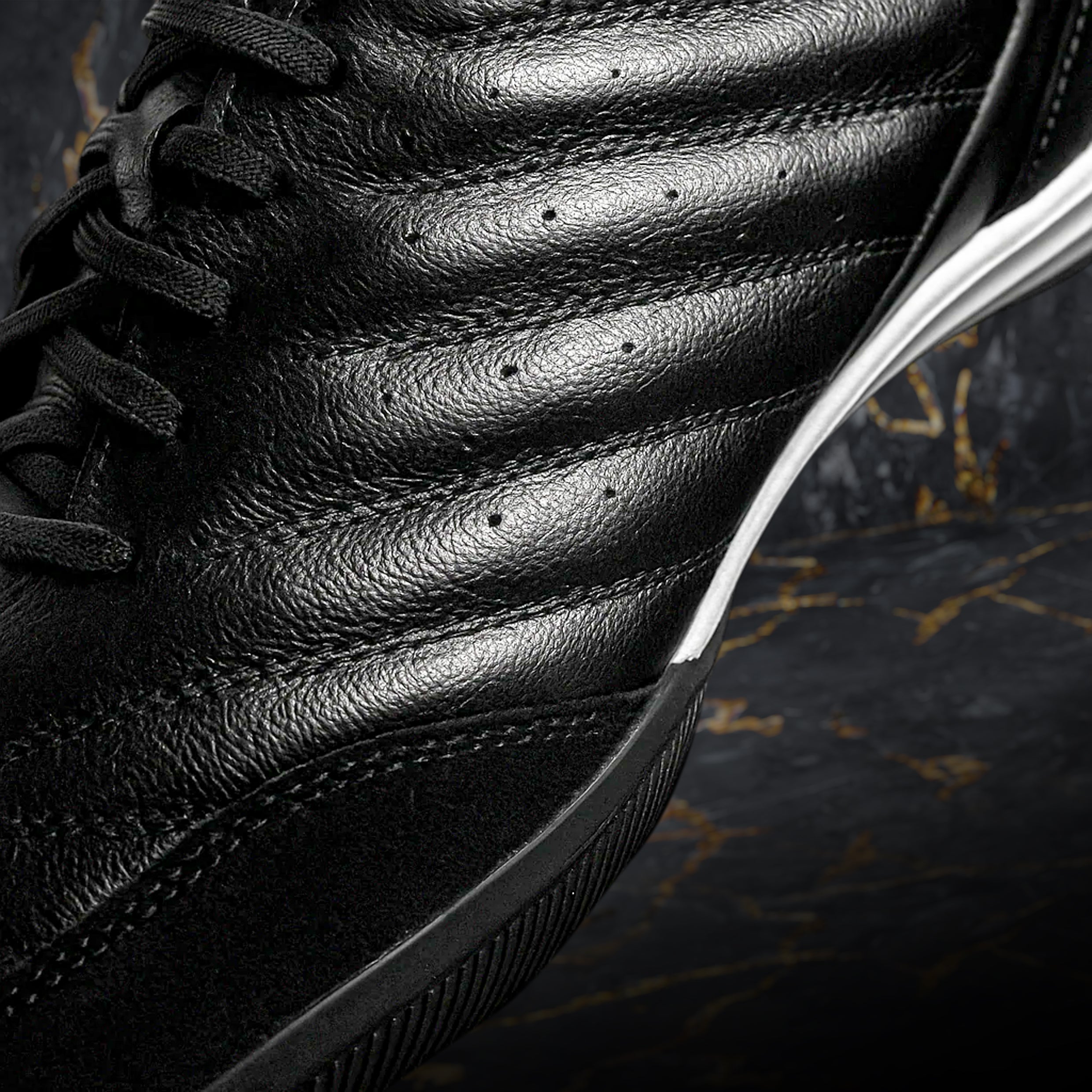 Black BRAVO TURF – UNOZERO