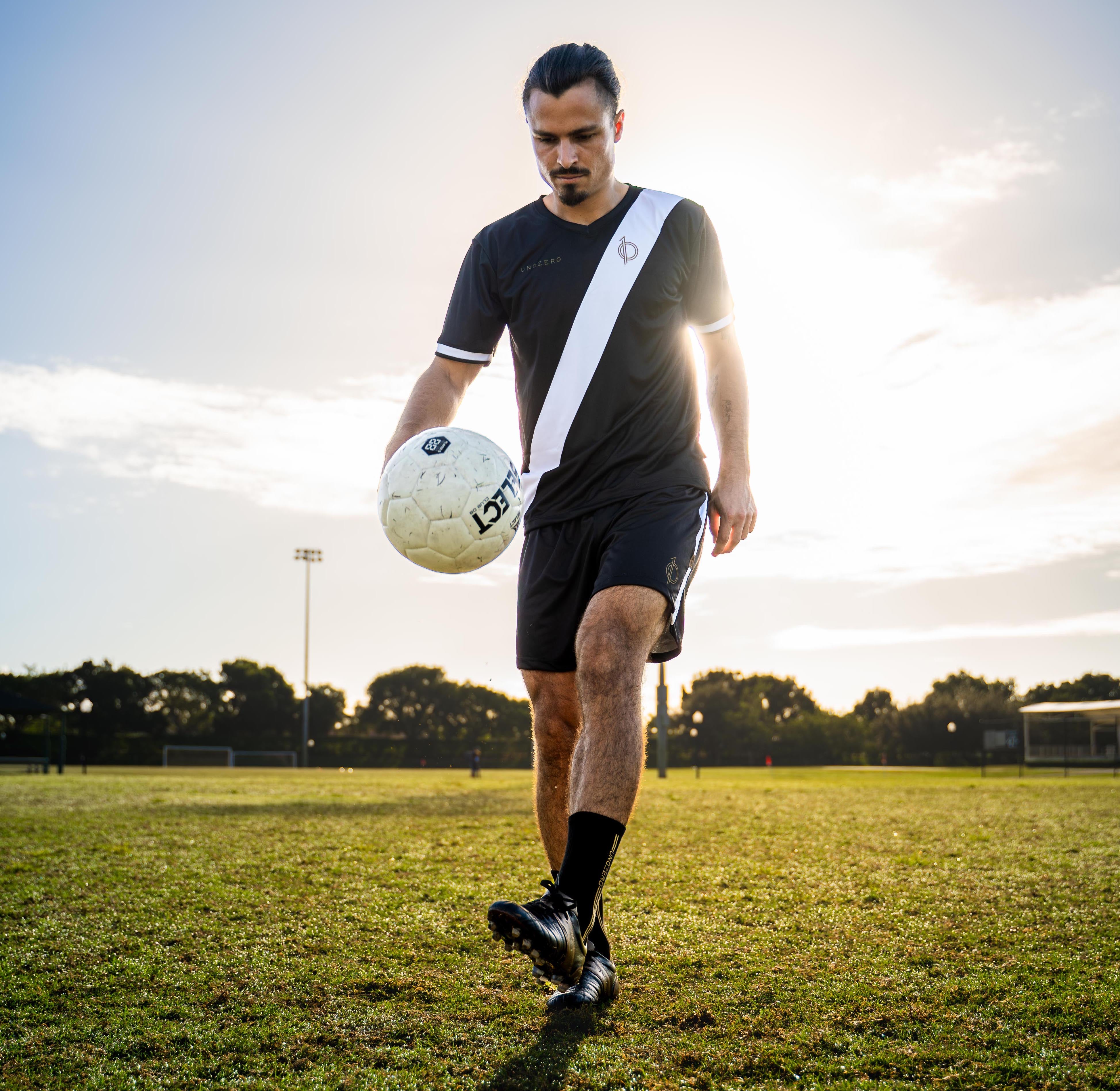 Italian Leather Soccer Cleats & Shoes - UNOZERO